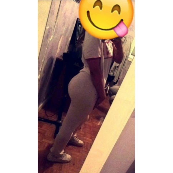 #marocaine   Snapchat: leilalalam.91 ajoutez moi, marocaine super sexy, je vous kiffe mouahhhh ðŸ˜˜ðŸ˜˜ðŸ˜˜ðŸ˜˜snapchat du site : world_beurette