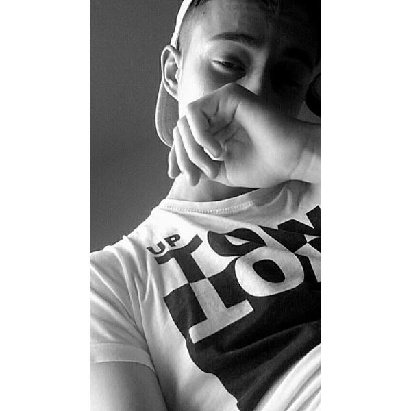    Italien - Snap Lucas_21r - Dijon
snapchat du site : world_beurette