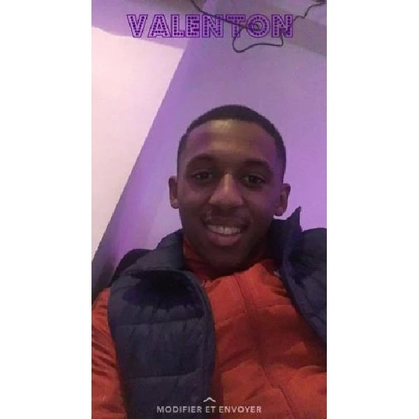 #grossebite #noir baise en réel sur Paris ajouter sur snap : sperman75 #video 
